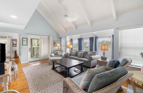 Litchfield by the Sea Casa | Oyster Catcher Oasis 3BR Villa Roof Top Balcony