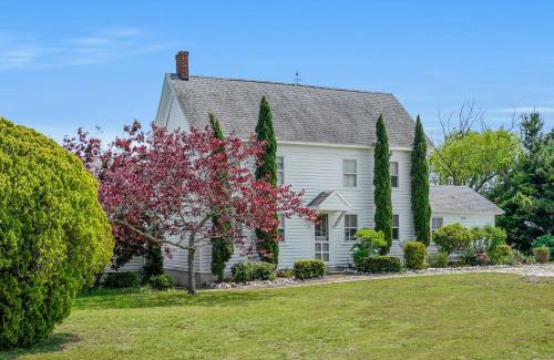 Deep Hole Casa | Oyster Catcher - Pet friendly & deep water access!