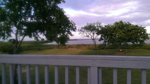 Cape Charles Casa | Oyster Cottage in Historic Fishing Village cottage
