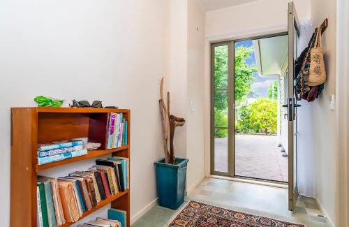 Cooks Beach Casa | Oyster Haven - Cooks Beach Holiday Home