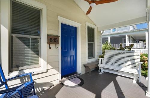 Cape Charles Casa | Oyster Shack - true gem in heart of downtown!