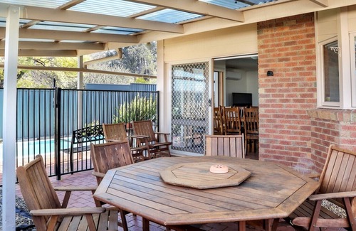 Merimbula Casa | Oyster View: refugio familiar perfecto con piscina privada