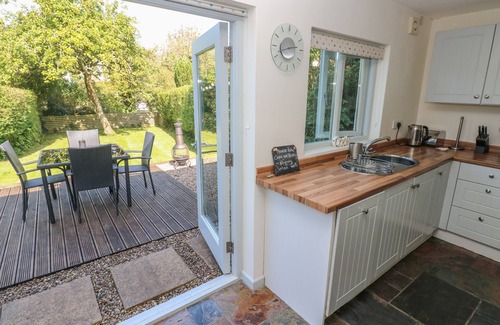 Llangwm Cabaña | OYSTERBANK COTTAGE, family friendly in Llangwm, Pembrokeshire