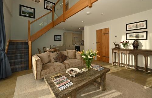 Murthly Casa | Oystercatcher - Converted luxury steading