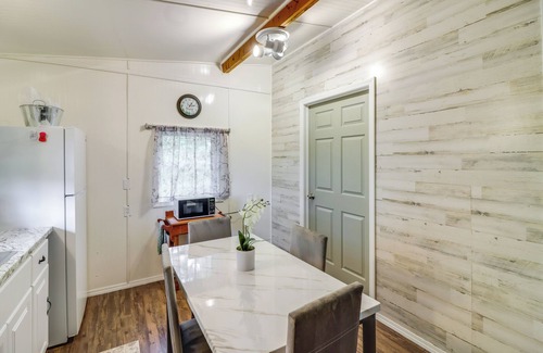 Harrison Apartamento | 'Ozark Escapes Cabin' w/Mtn Views in Harrison