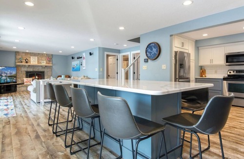 Lake of the Ozarks Casa | 6-bedroom /5-bath home. Great view, cove protection, mile 8, amazing dock