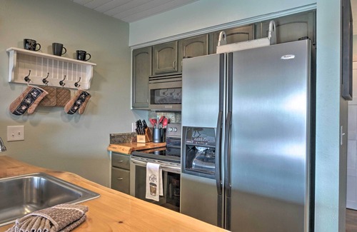 Notch Estates Condominio | Ozark Mountain Condo ~ 2 Mi to Silver Dollar City!