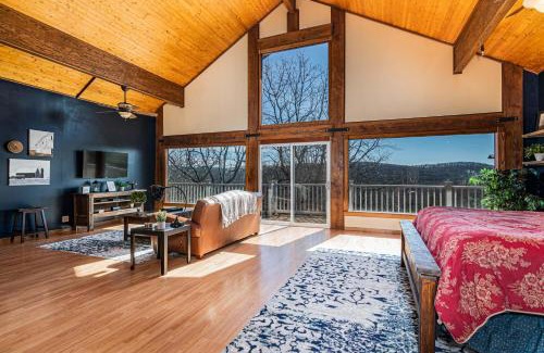 Ridgedale Casa | Ozark Outdoor Legacy