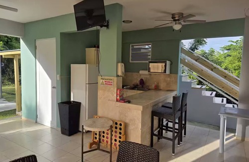 Aguadilla Apartamento | Ozean Apartment with Private Pool