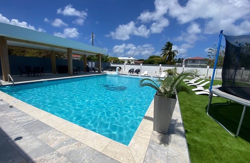 Rodney Bay Villa | Pàris Villas Modern Suite