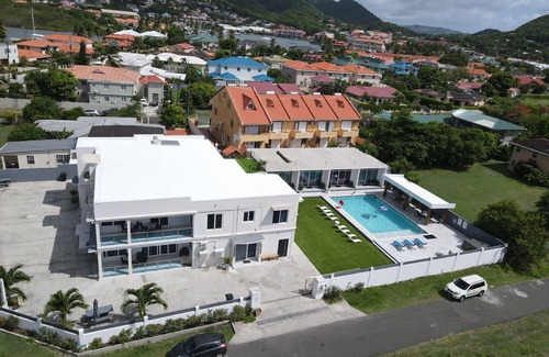 Rodney Bay Villa | Pàris Villas Modern Suite