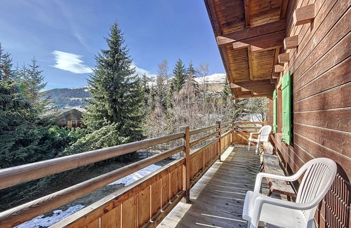 Verbier Chalet De Esquí | Bonito apartamento de 4 habitaciones idealmente ubicado en el primer piso de un chalet, cerca del remonte "