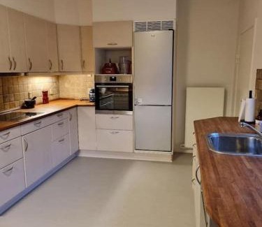 Randers Apartamento | Pæn central lejlighed med gratis parkering