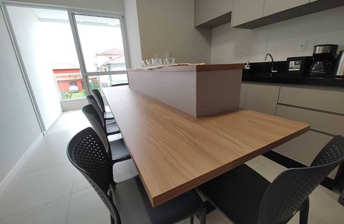 Meia Praia Apartamento | Pé na Areia - 50m Praia - 11 km Beto Carrero