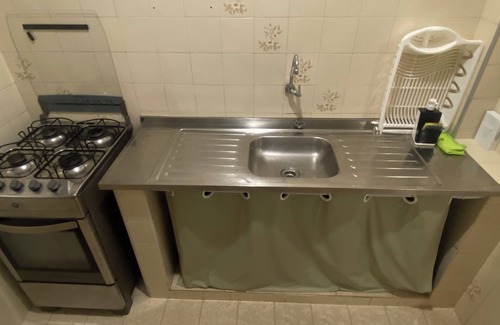 Itarare Apartamento | Pé na Areia com Ar Condicionado na Praia, Beira-mar. Lindo e Confortável