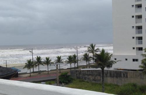 Balneario Santa Eugenia Apartamento | Pé na areia