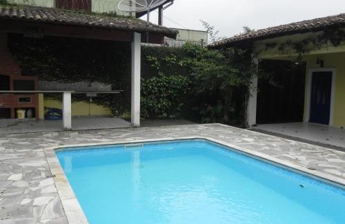 Jardim Rio da Praia Casa | Pé na Areia com Piscina e Churrasqueira - 2 suítes