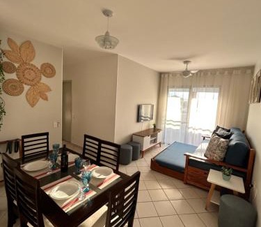Centro Apartamento | Pé na Areia com serviço de praia, Bertioga
