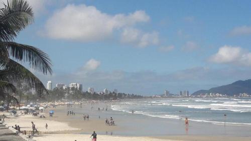 Morro do Maluf Apartamento | PÉ NA AREIA - COM SERVIÇO DE PRAIA