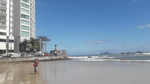 Morro do Maluf Apartamento | PÉ NA AREIA - COM SERVIÇO DE PRAIA