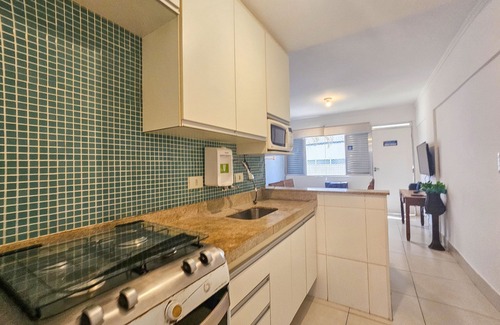 Tombo Apartamento | Pé na areia do Guarujá - Praia do Tombo (5-E)