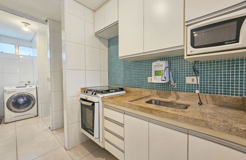 Tombo Apartamento | Pé na areia do Guarujá - Praia do Tombo (5-E)