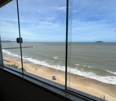 Picarras Apartamento | Pé na areia incrível