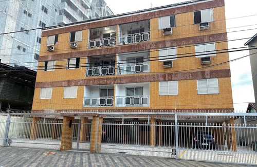 Guilhermina Apartamento | Pé na Areia Praia da Guilhermina II