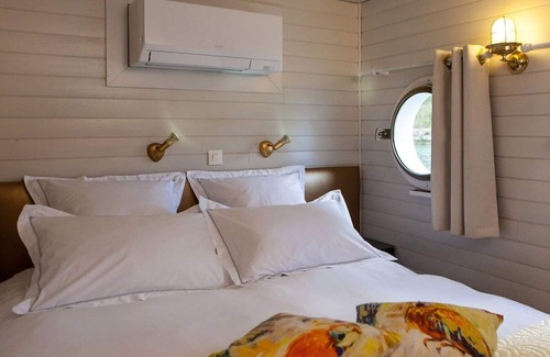 Villalbe Otro | Péniche Mirage, Guest room