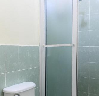 Flores Apartamento | p Apartamentos Petenchel, por Aeropuerto Flores Peten 1