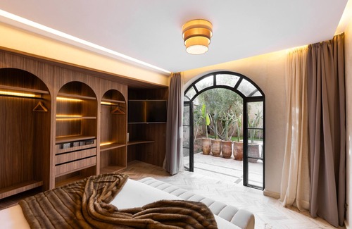Annakhil Casa | P.L PLACE