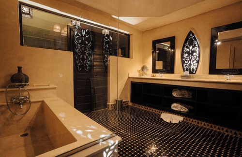 Annakhil Casa | P.L PLACE