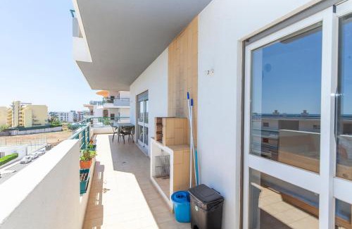 Albardeira Casa | P - Meia-Praia Seaview Guesthouse