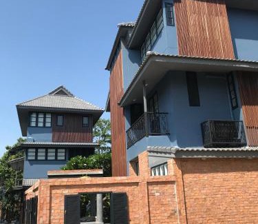 Bang Kao Casa | P.O.E Posh Homestay