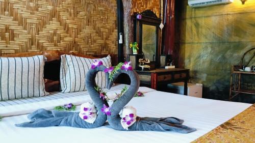 Ko Phi Phi Hotel | P P Garden Home Bungalow