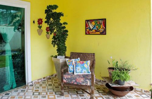 Peruibe Casa | P004 - Casa com 3 dormitórios, churrasqueira e apenas 150m da praia
