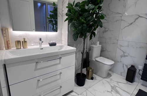Les Pavillons-sous-Bois Apartamento | P20 Suite 5 Etoiles - Sauna & Hammam d'exception, rela et détente absolue