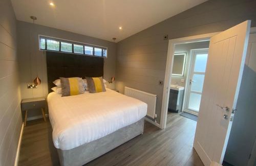 Bethesda Casa | P56 - Studio Pod with Hot Tub
