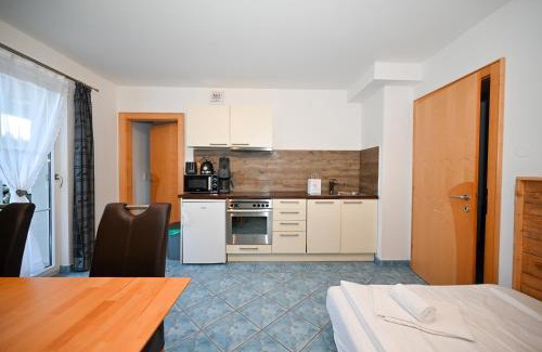 Bruck an der Grossglocknerstrasse Apartamento | Panorama Apartments Bruck by All in One Apartments