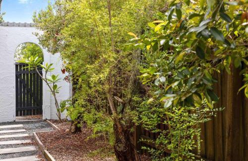 Sunshine Beach Apartamento | PA2 Stunning Sunshine Beach apt Pets welcome