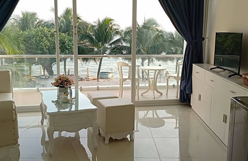 East Ham Tien Beach Hotel | Pacific Beach Resort