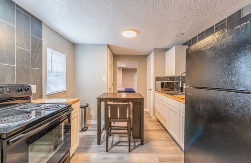 Barelas Casa | Pacific Edge A - One Bedroom