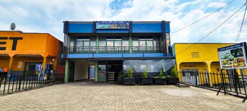 Ruhondo Hotel | Pacific Land Guesthouse