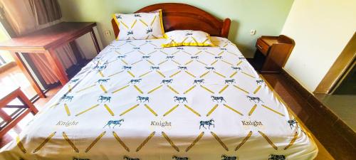 Ruhondo Hotel | Pacific Land Guesthouse
