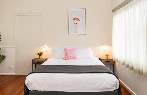 Forster Hotel | Pacific Motel 01