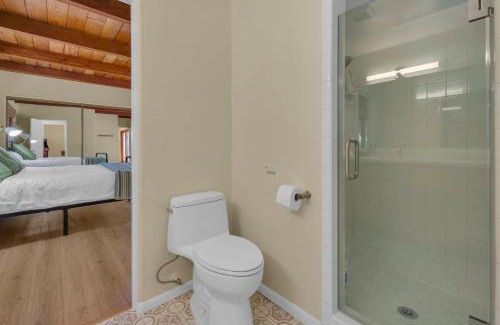 North Pacific Beach Casa | Pacific Views Retreat - Rooftop Deck, Game Room, Fire Pit & Cozy Backyard!