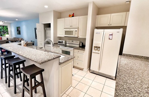Coco Condominio | PACIFICO L1307 -Spacious 2 Bedroom Condo - Close to Pools, Shops and Beach!