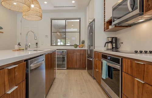 Coco Condominio | Pacifico L403 Renovated - Main Floor 2 Bed/2 Bath