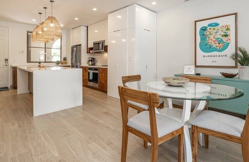 Coco Condominio | Pacifico L403 Renovated - Main Floor 2 Bed/2 Bath