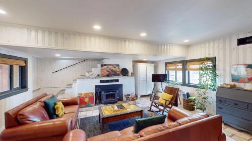 Moab Casa | Pack Creek ~ Meadow House